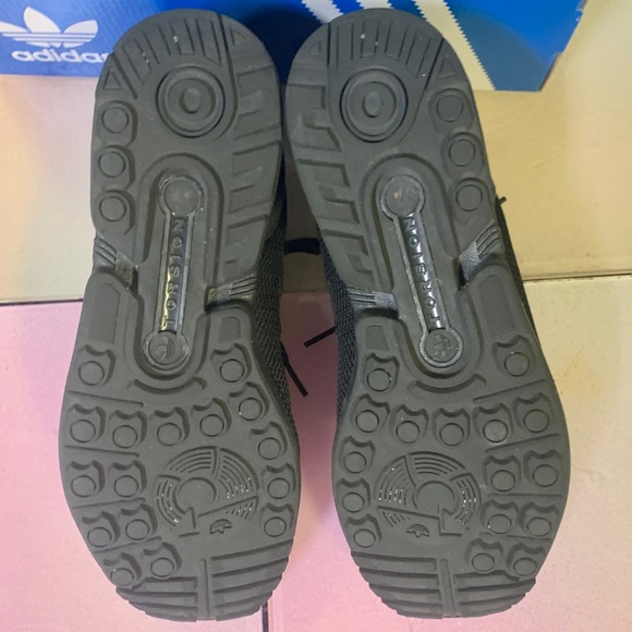 NWB Adidas ZX Flux - Picture 4 of 6